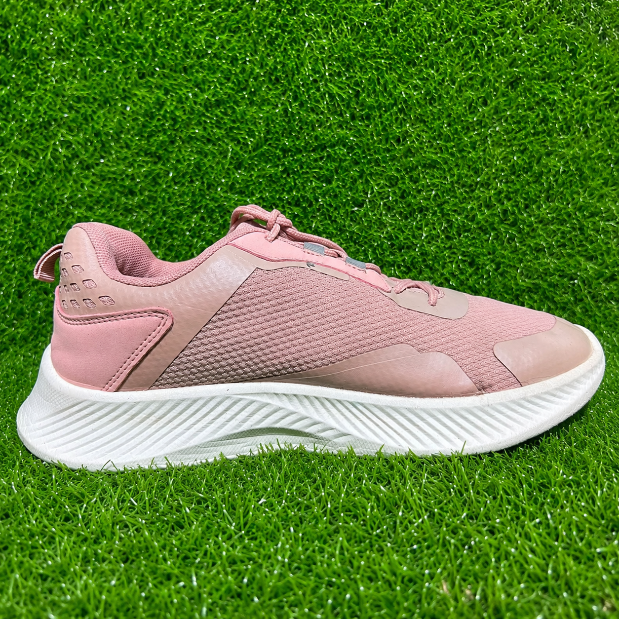 FILA Women's Lightweight Sports Running Shoes – Pink