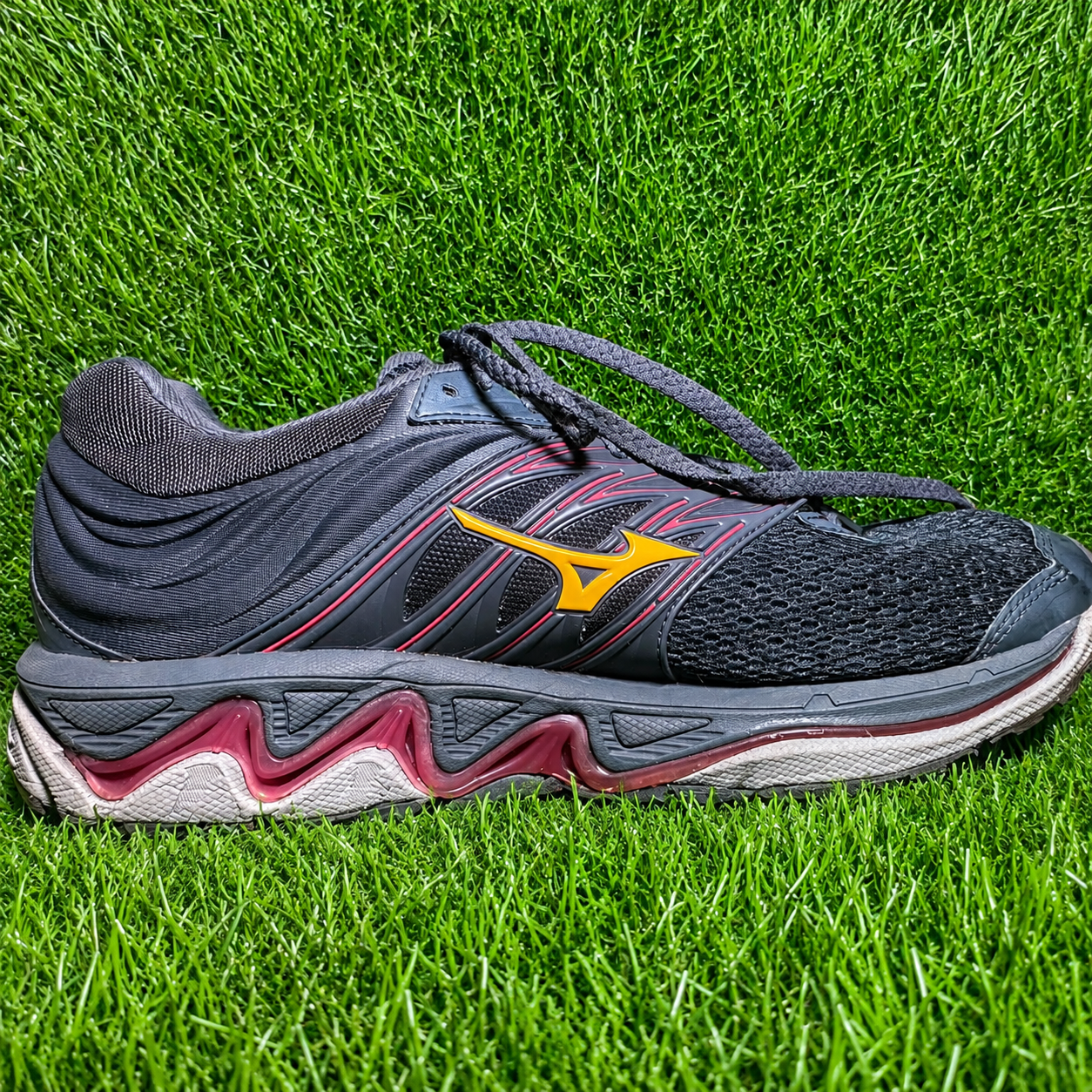 Premium Mesh Running Shoes – Black & Grey