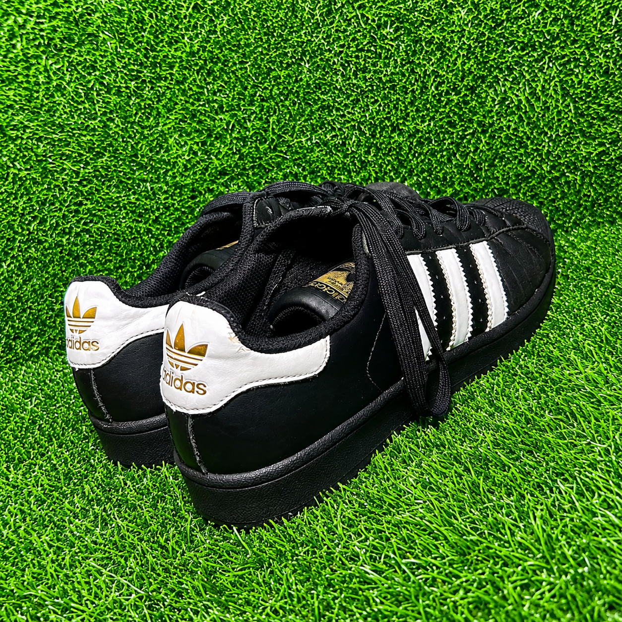 Men's Classic Black Stripe Casual Sneakers