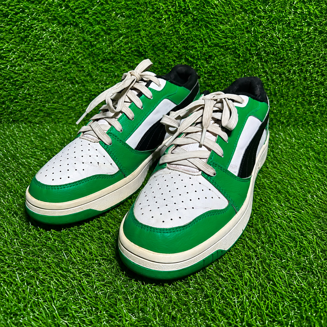 Green & White Casual Sneakers for Men